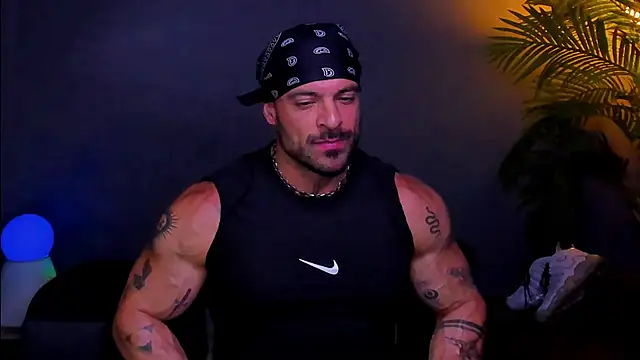 dennis cox1 online show from November 19, 11:54 am