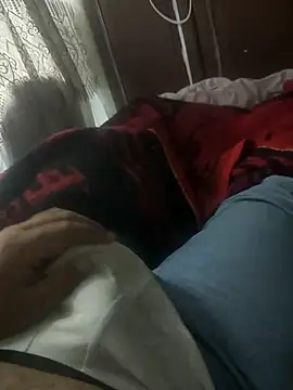 Snapshot of mM0140 chatting on January 8, 12:35 am mM0140 online show from January 8, 12:35 am