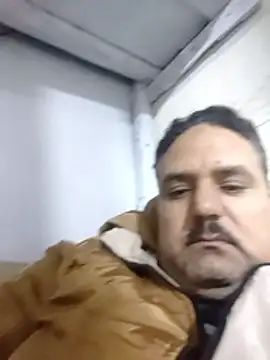 Snapshot of mM0140 chatting on January 12, 8:25 pm mM0140 online show from January 12, 8:25 pm