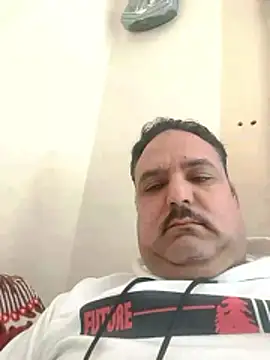 Snapshot of mM0140 chatting on January 16, 11:25 am mM0140 online show from January 16, 11:25 am