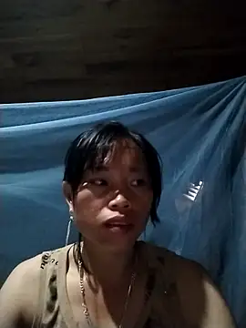   Ngoc20   online show from September 18, 5:09 am