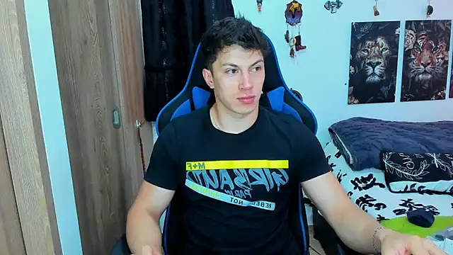 javiersexymann online show from February 19, 6:10 pm