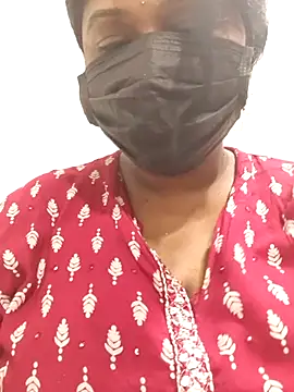 Snapshot of chaitara-reddy chatting on July 6, 11:07 am chaitara-reddy online show from July 6, 11:07 am