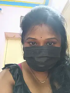 Snapshot of chaitara-reddy chatting on July 17, 8:32 am chaitara-reddy online show from July 17, 8:32 am