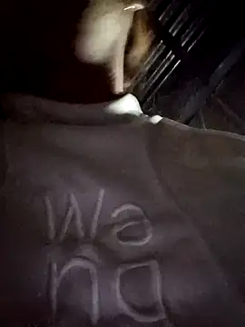 Snapshot of Mini3333 chatting on February 7, 10:41 am Mini3333 online show from February 7, 10:41 am