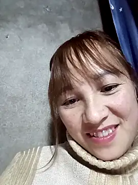 Snapshot of Mini3333 chatting on February 8, 1:14 pm Mini3333 online show from February 8, 1:14 pm