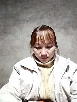 Snapshot of Mini3333 chatting on February 9, 1:20 am Mini3333 online show from February 9, 1:20 am