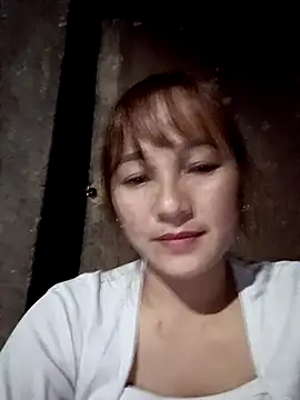 Snapshot of Mini3333 chatting on February 12, 11:27 am Mini3333 online show from February 12, 11:27 am