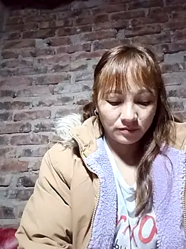 Snapshot of Mini3333 chatting on February 13, 11:45 pm Mini3333 online show from February 13, 11:45 pm