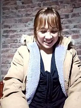 Snapshot of Mini3333 chatting on February 20, 6:59 am Mini3333 online show from February 20, 6:59 am