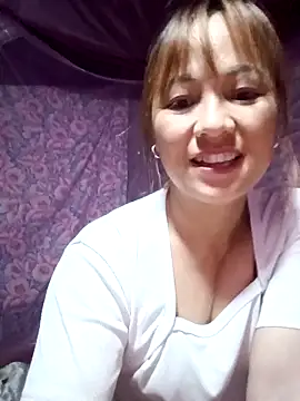 Snapshot of Mini3333 chatting on April 29, 10:38 pm Mini3333 online show from April 29, 10:38 pm