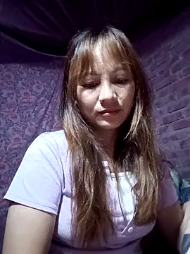 Snapshot of Mini3333 chatting on May 4, 10:39 pm Mini3333 online show from May 4, 10:39 pm