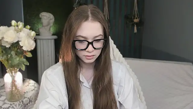 ArielSykes online show from February 27, 11:05 pm