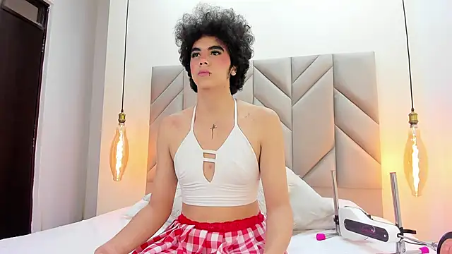 Snapshot of Kheyler_Thompson chatting on October 12, 11:53 am Kheyler Thompson online show from October 12, 11:53 am