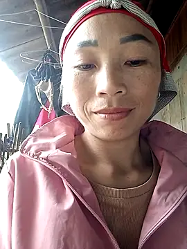 lucybaby00 online show from November 8, 6:02 am