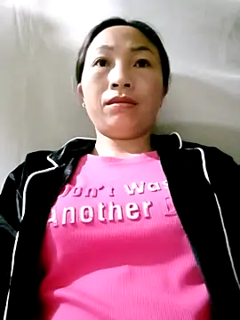 lucybaby00 online show from March 15, 11:11 pm