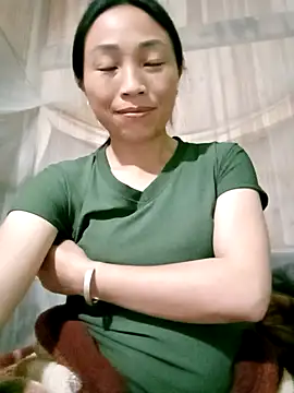 Snapshot of lucybaby00 chatting on April 19, 10:36 am lucybaby00 online show from April 19, 10:36 am