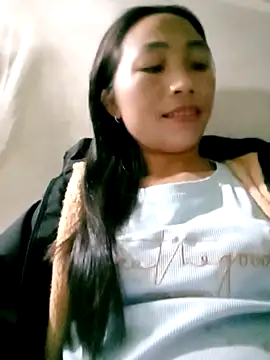 Snapshot of lucybaby00 chatting on May 2, 2:00 pm lucybaby00 online show from May 2, 2:00 pm
