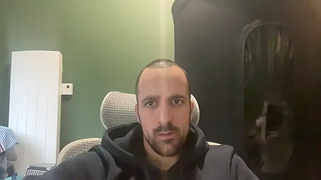 Snapshot of matth24b chatting on February 10, 1:59 pm matth24b online show from February 10, 1:59 pm