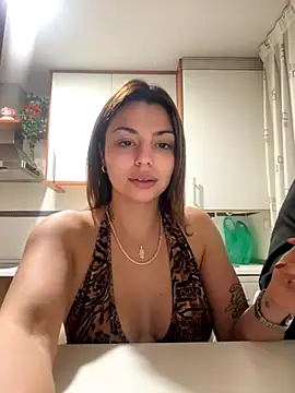 NoeliaGarcia17 online show from November 20, 11:15 pm