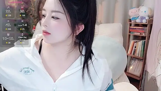 SweetTease2025 online show from October 31, 4:41 pm