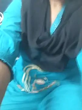 Hotcupale345 online show from February 18, 12:45 pm