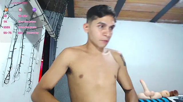 Angel latinboy online show from November 12, 8:52 pm