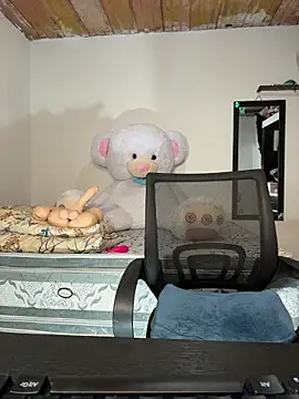 Angel latinboy online show from April 18, 12:31 pm