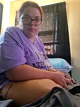 Snapshot of GoddessDess chatting on September 26, 1:37 pm GoddessDess online show from September 26, 1:37 pm