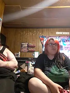 Snapshot of GoddessDess chatting on May 26, 9:44 pm GoddessDess online show from May 26, 9:44 pm