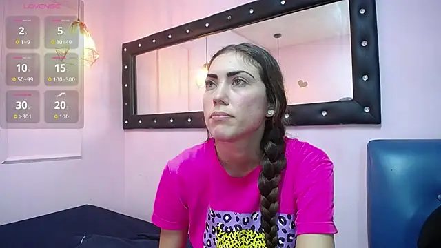 danna7cute online show from April 8, 9:26 pm