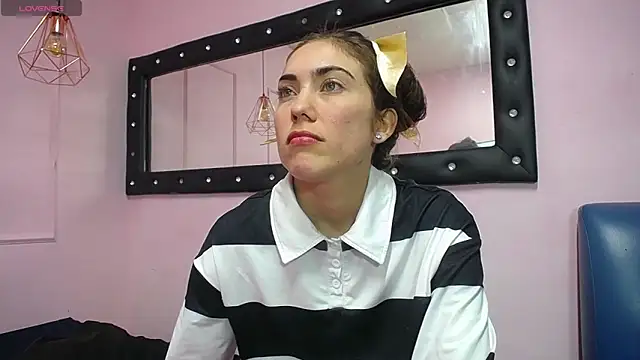 danna7cute online show from April 13, 9:42 pm