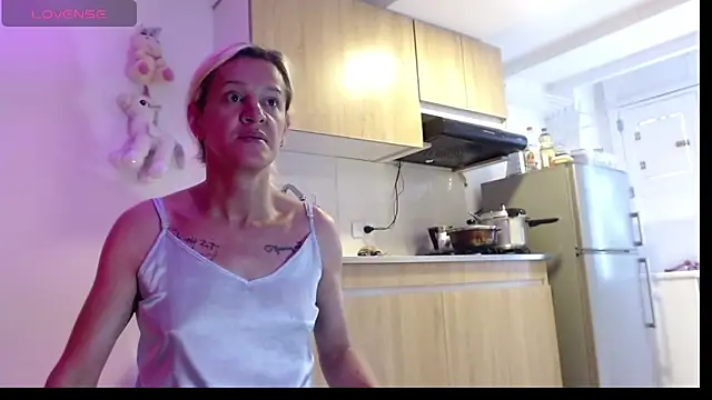 AllysonStonne online show from March 27, 7:02 pm