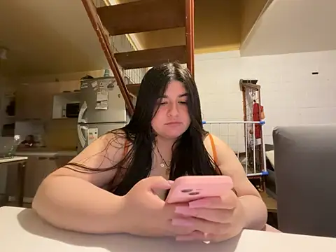 Snapshot of Tukatita69 chatting on May 20, 2:29 am Tukatita69 online show from May 20, 2:29 am