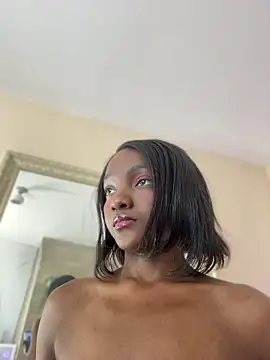 Snapshot of Keirahartz chatting on May 1, 1:48 pm Keirahartz online show from May 1, 1:48 pm