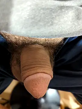 Snapshot of Sweethoneygun chatting on October 15, 1:33 pm Sweethoneygun online show from October 15, 1:33 pm