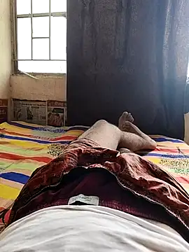 Snapshot of Sexyhotboy7inch chatting on April 23, 8:24 am Sexyhotboy7inch online show from April 23, 8:24 am