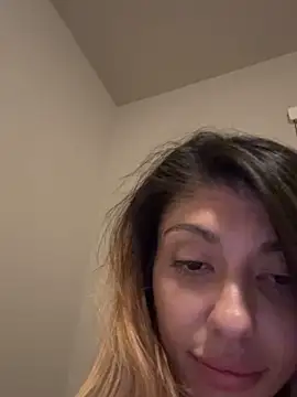 bbgurlnickii online show from October 19, 6:47 am