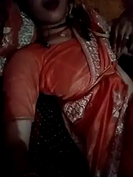 Snapshot of SpicyRoshni chatting on May 14, 5:09 pm SpicyRoshni online show from May 14, 5:09 pm