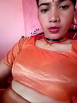 Snapshot of SpicyRoshni chatting on May 18, 5:24 am SpicyRoshni online show from May 18, 5:24 am