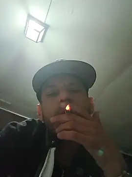 Snapshot of Andrez5041 chatting on November 14, 4:33 am Andrez5041 online show from November 14, 4:33 am