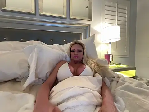 chanelstjames online show from April 20, 3:31 am