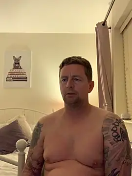 Snapshot of Crusher19830 chatting on October 28, 7:38 pm Crusher19830 online show from October 28, 7:38 pm