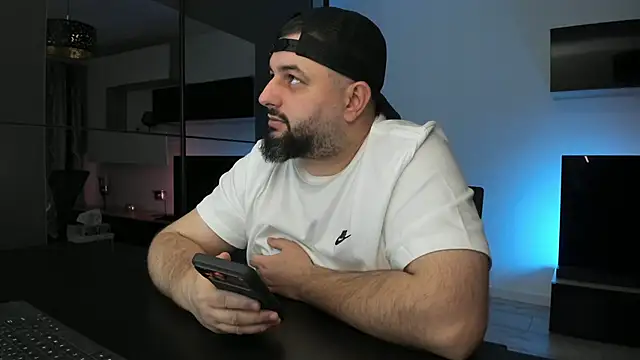 DravenPeak online show from March 30, 6:42 pm