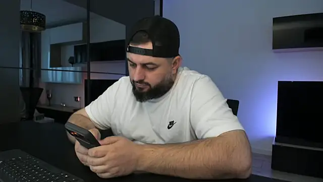 DravenPeak online show from April 18, 4:11 pm