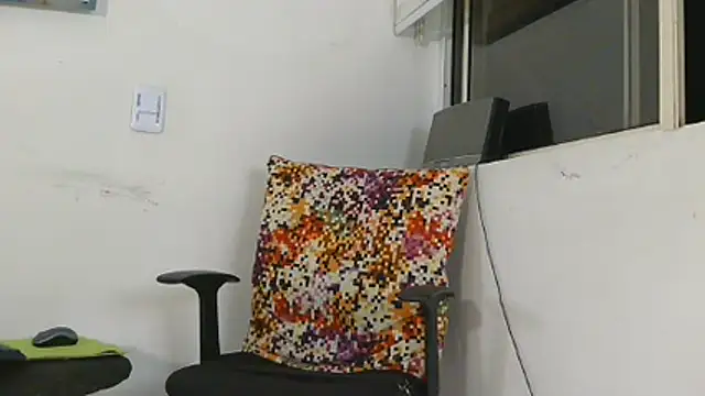 Snapshot of Mirianzapata_1 chatting on July 16, 6:41 am Mirianzapata 1 online show from July 16, 6:41 am