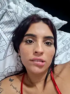 Snapshot of EmiliaSomer chatting on October 11, 3:17 am EmiliaSomer online show from October 11, 3:17 am