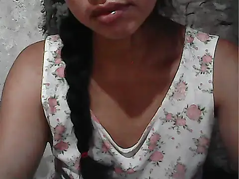 Snapshot of oceanlover23 chatting on October 16, 11:50 pm oceanlover23 online show from October 16, 11:50 pm