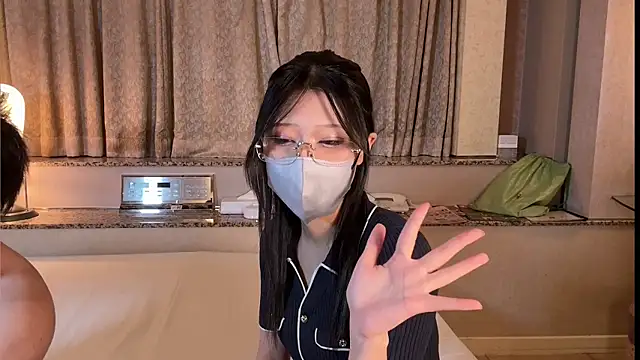 Snapshot of BROsister chatting on July 9, 10:08 am BROsister online show from July 9, 10:08 am