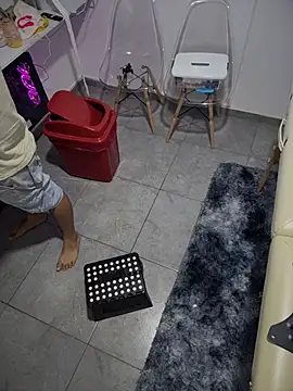 JuanStrong639 online show from March 18, 4:10 pm